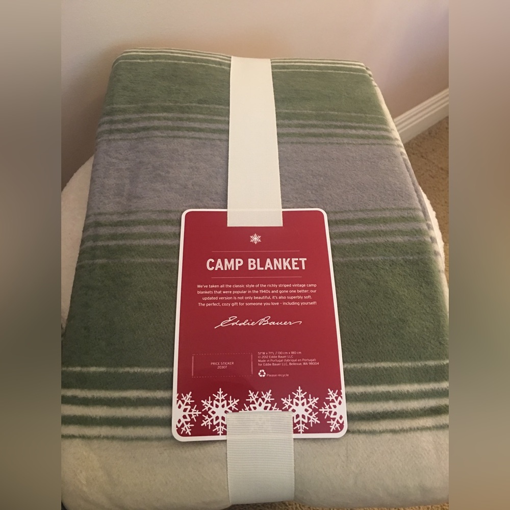 EDDIE BAUER Camp Blanket (Green)